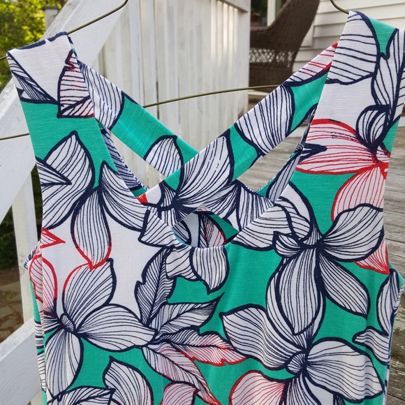 T by Talbots Women’s Floral Dress size petite - Picture 3 of 16